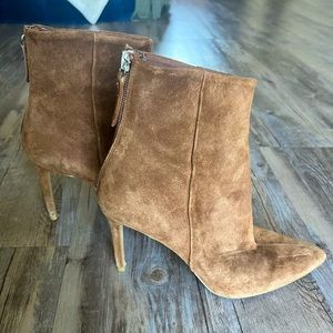 Steve Madden Brown Suede Bootie